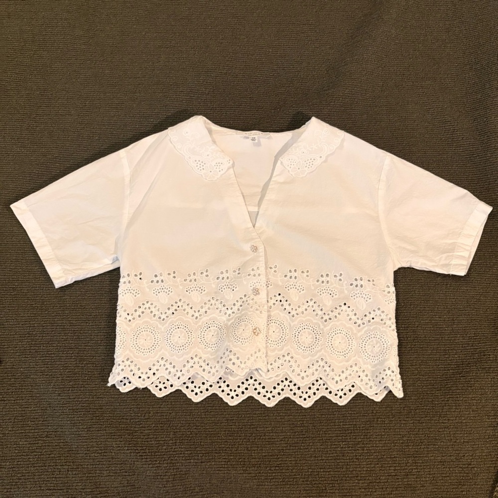 KIRIOUS Cropped Eyelet Blouse